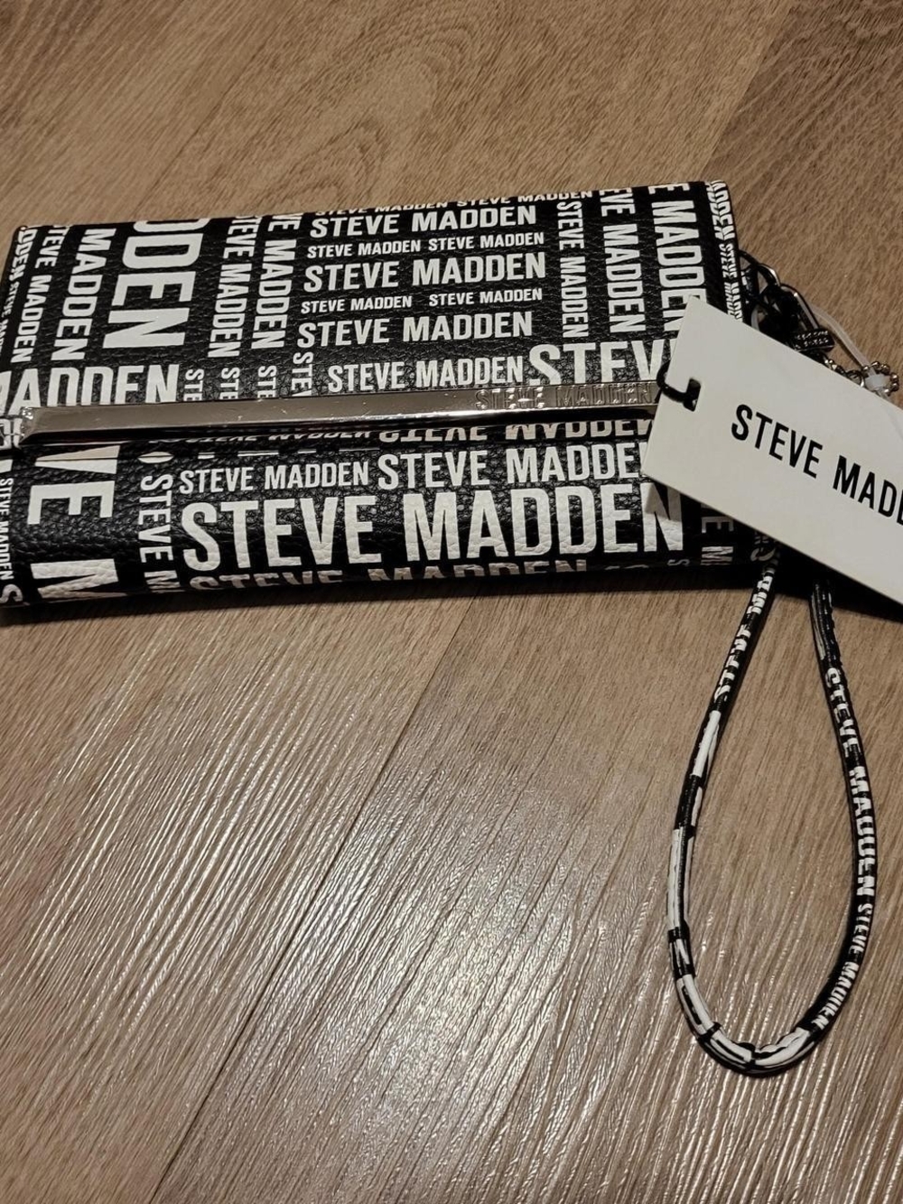 Steve Madden Black & White Logo Wrist Strap Wallet